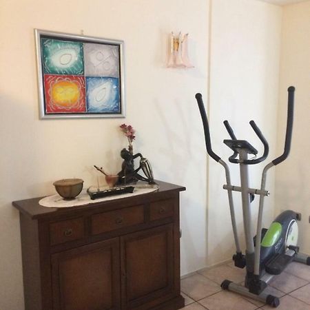 Apartamento Locazione Turistica Lea Castelnuovo del Garda Exterior foto